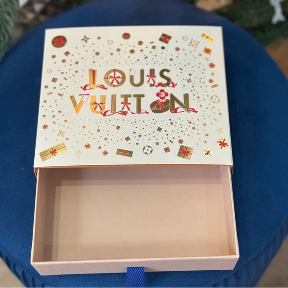 Louis Vuitton Holiday 2023 Gift Box Set - Picture 2 of 7
